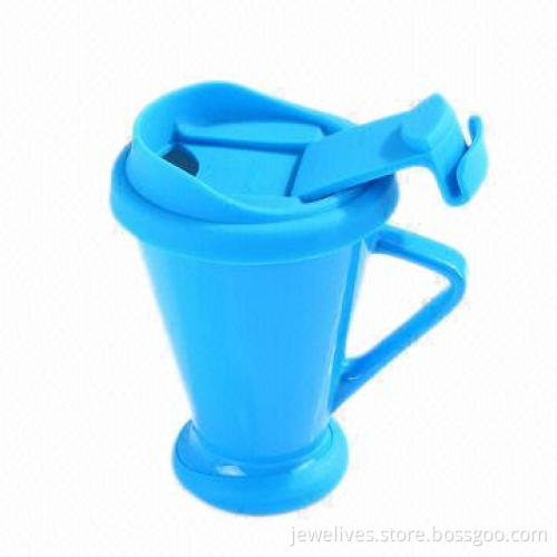 Trumpet-shaped design silicone cup lid cover with unique function